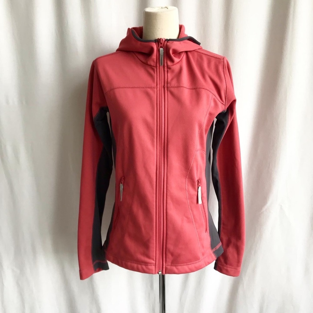 Columbia titanium hooded light jacket size M
